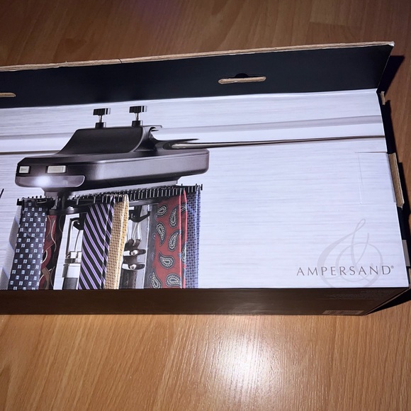 NEW IN BOX REVOLVING TIE RACK - Picture 1 of 4